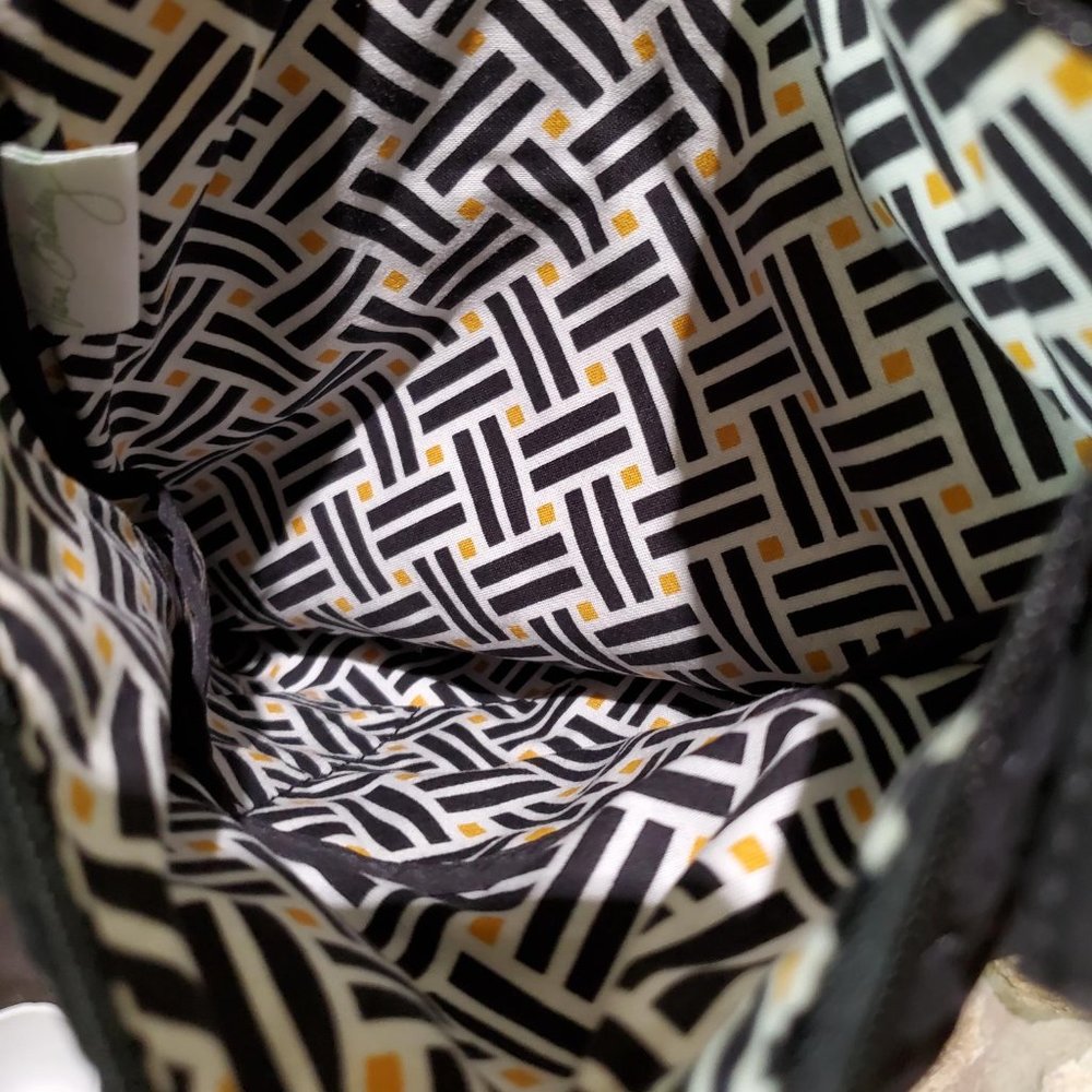 EUC - Vera Bradley Hipster Crossbody Bags - Picture 9 of 9